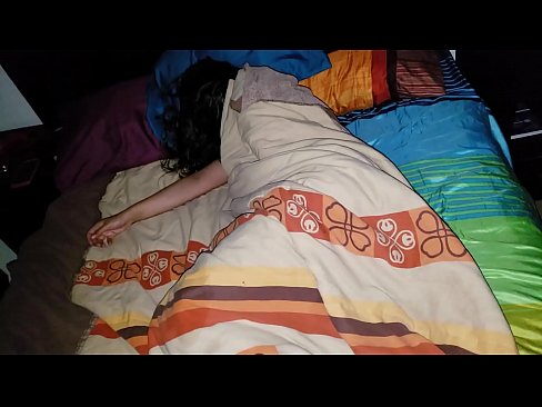 ❤️ Styvbarn som skäller ut sin unga styvmor medan hon sover. Super porr at sv.full-porner-com.ru ﹏